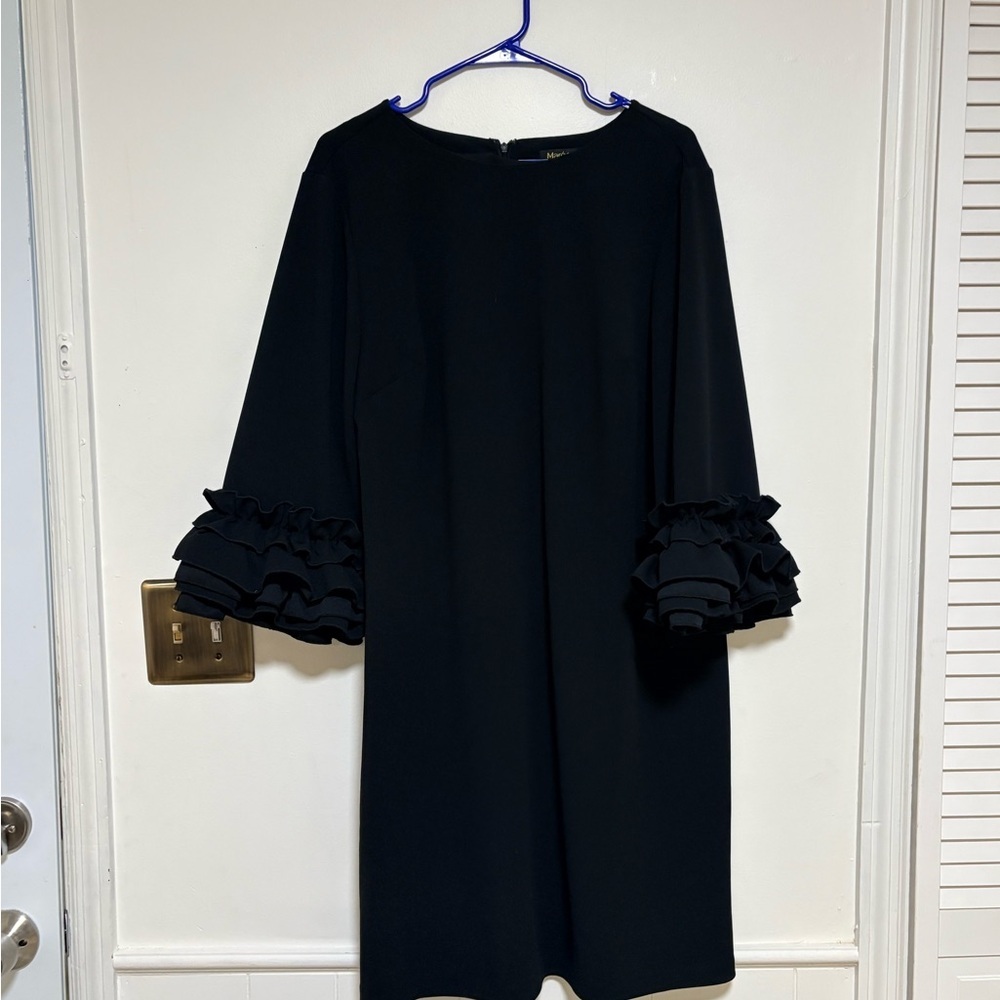 Maree‎ pour toi Elegant Black Ruffle Sleeve Dress